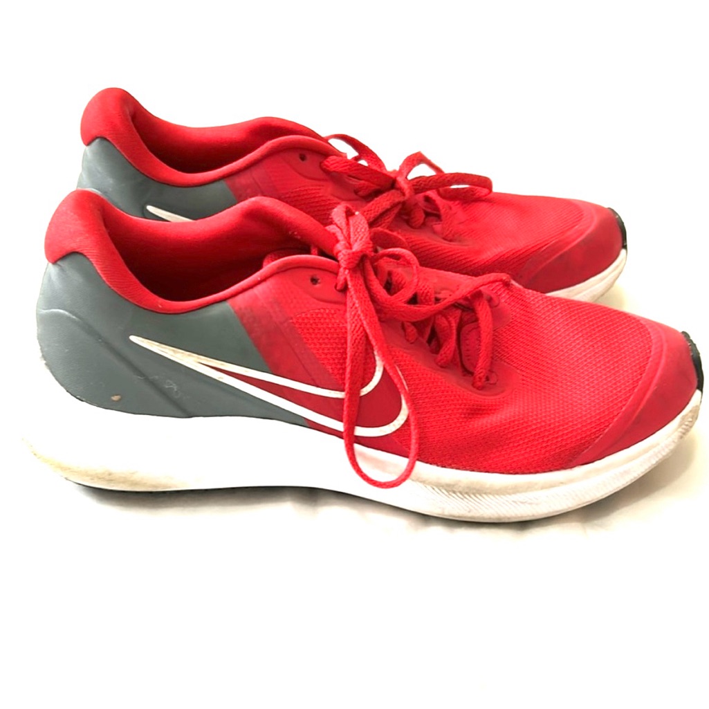 Nike Brand Starrunner Kids Size 4.5y